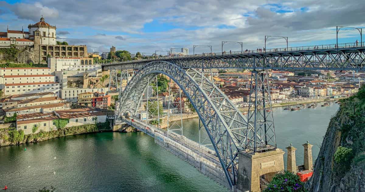 El Puente de Don Luis I en Oporto, Portugal