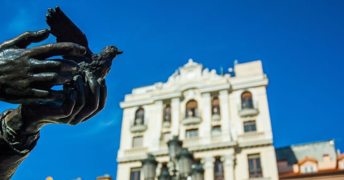 El teatro español en la Plaza de Santa Ana en Madrid